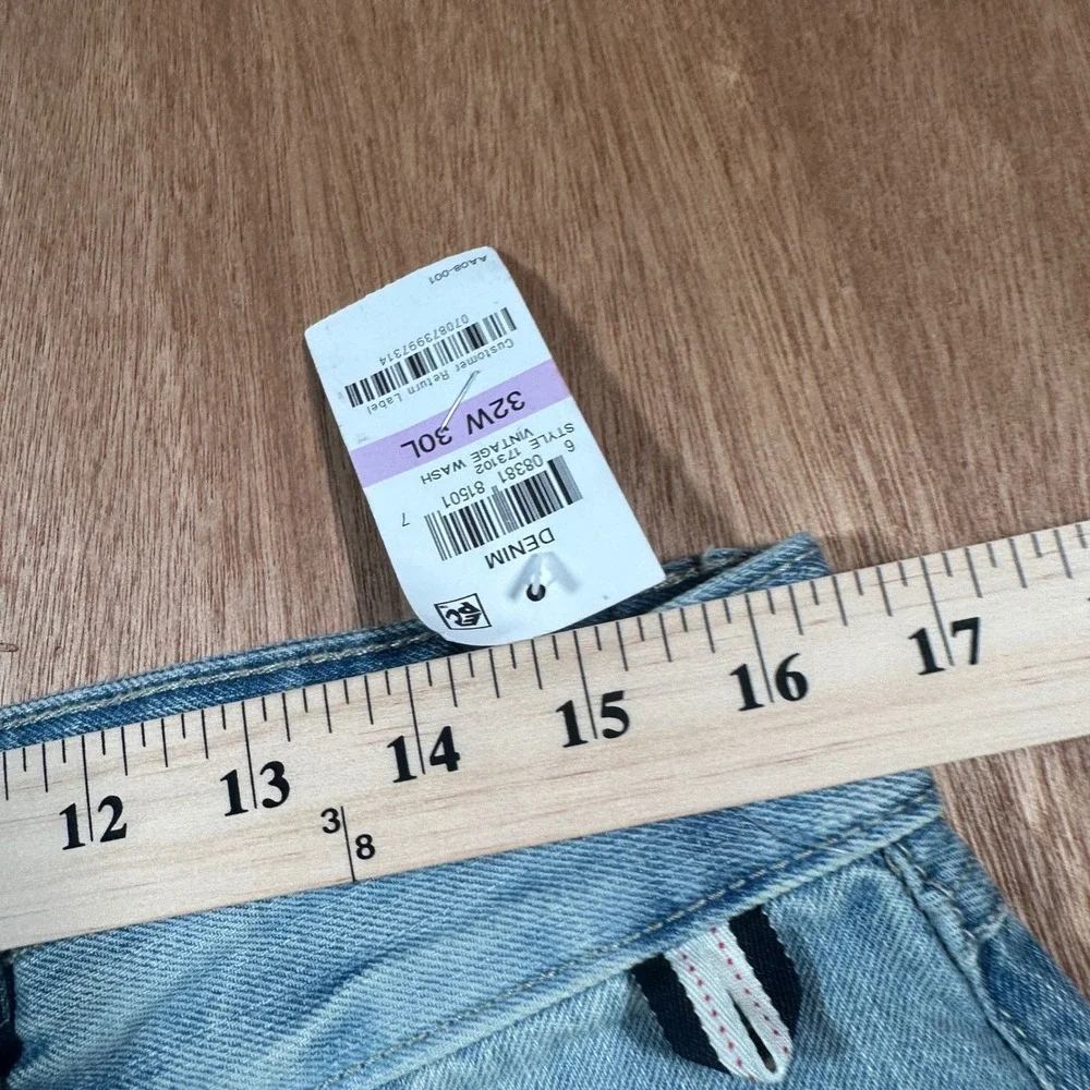 American Rag Slim Fit Jeans Men's 32x30 Distressed Light Wash 100% Cotton NWT